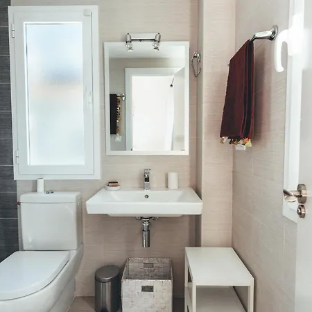 2bdr Penthouse, Naranjos, W/pool, 2km P.banus * ماربيا