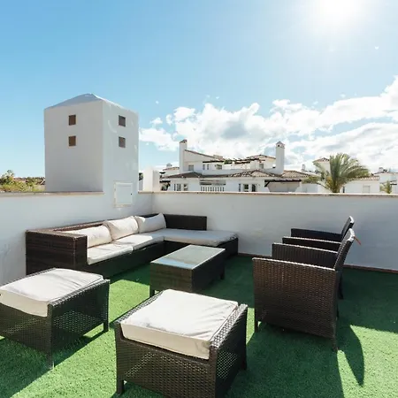 2bdr Penthouse, Naranjos, W/pool, 2km P.banus شقة ماربيا